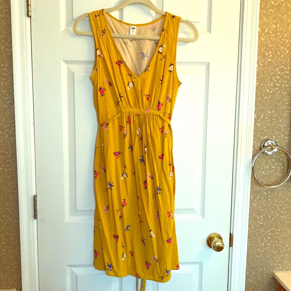 Old navy gold yellow floral maternity dress